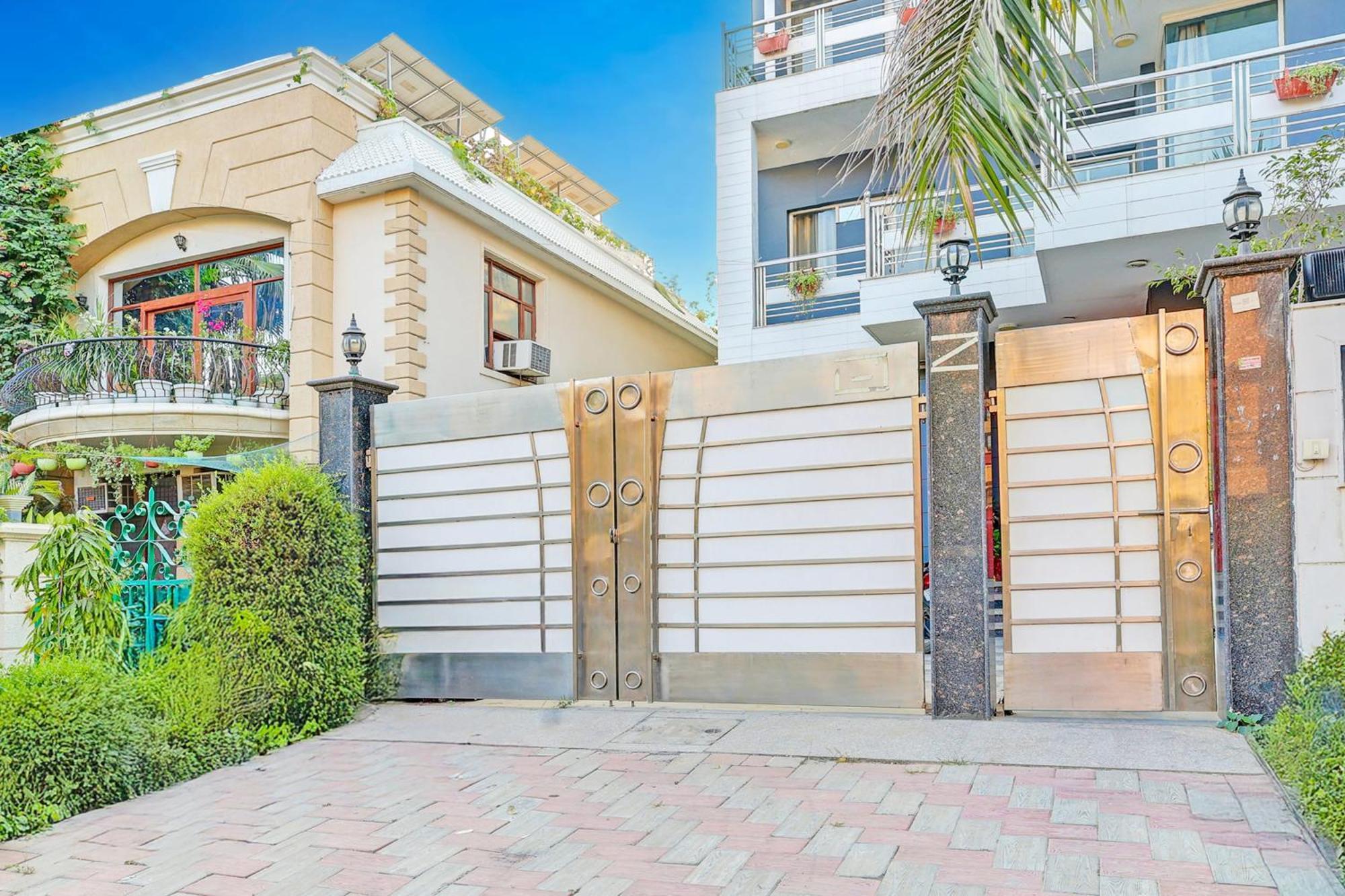 Готель Townhouse Sector 49 Sohna Road Ґурґаон Екстер'єр фото