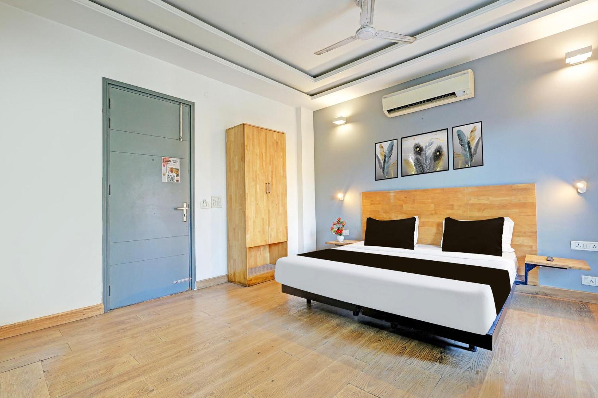 Готель Townhouse Sector 49 Sohna Road Ґурґаон Екстер'єр фото